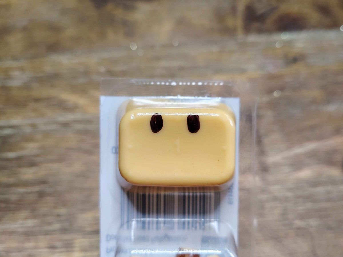 Christmas Snacks Craft- Step - eyes on cheese part of dipper- Kids Activities Blog